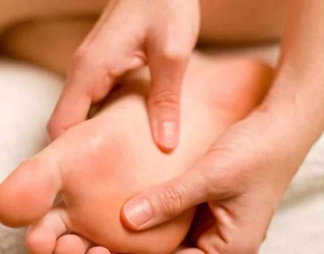 成都按摩足心的几个注意的地方